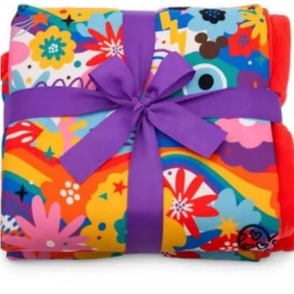 Disney Parks Mickey and Minnie Mouse Throw Disney Pride Collection